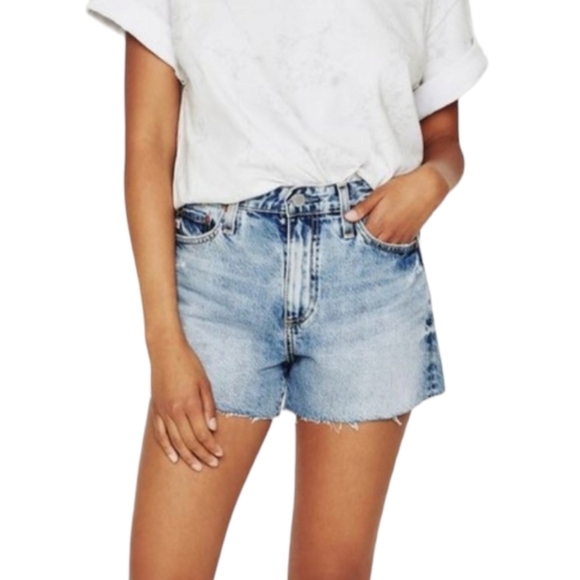 AG - Adriano Goldschmied Alexxis Shorts Vintage Inspired - Picture 2 of 11